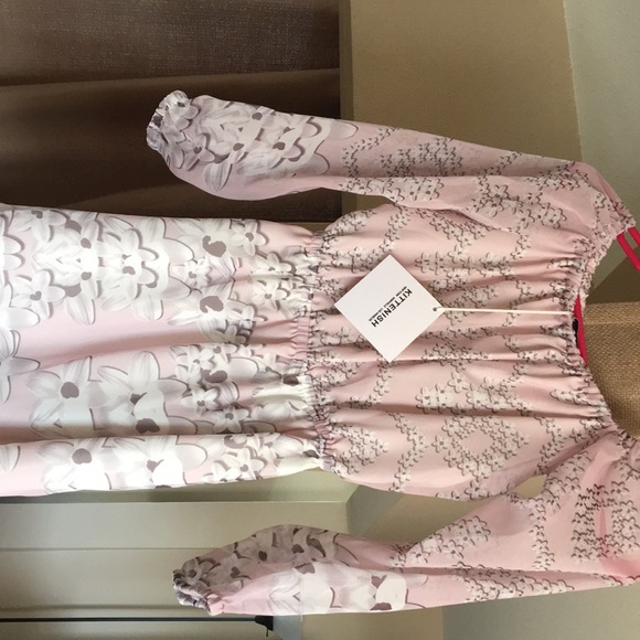 Kittenish Dress - Picture 2 of 4